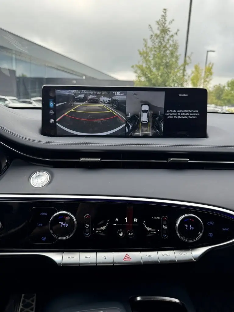 2022 Genesis GV70 3.5T Sport Prestige photo 11