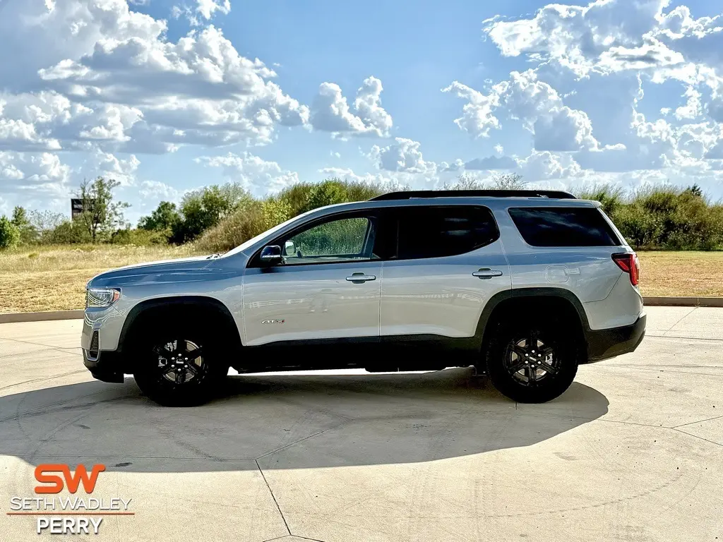 2023 Gmc Acadia AT4 photo 3