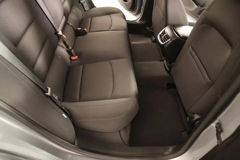 2024 Chevrolet Malibu 1LT photo 5