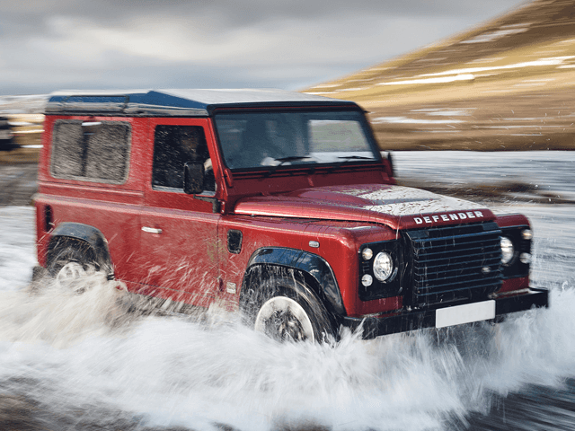 2018 land rover defender works v8