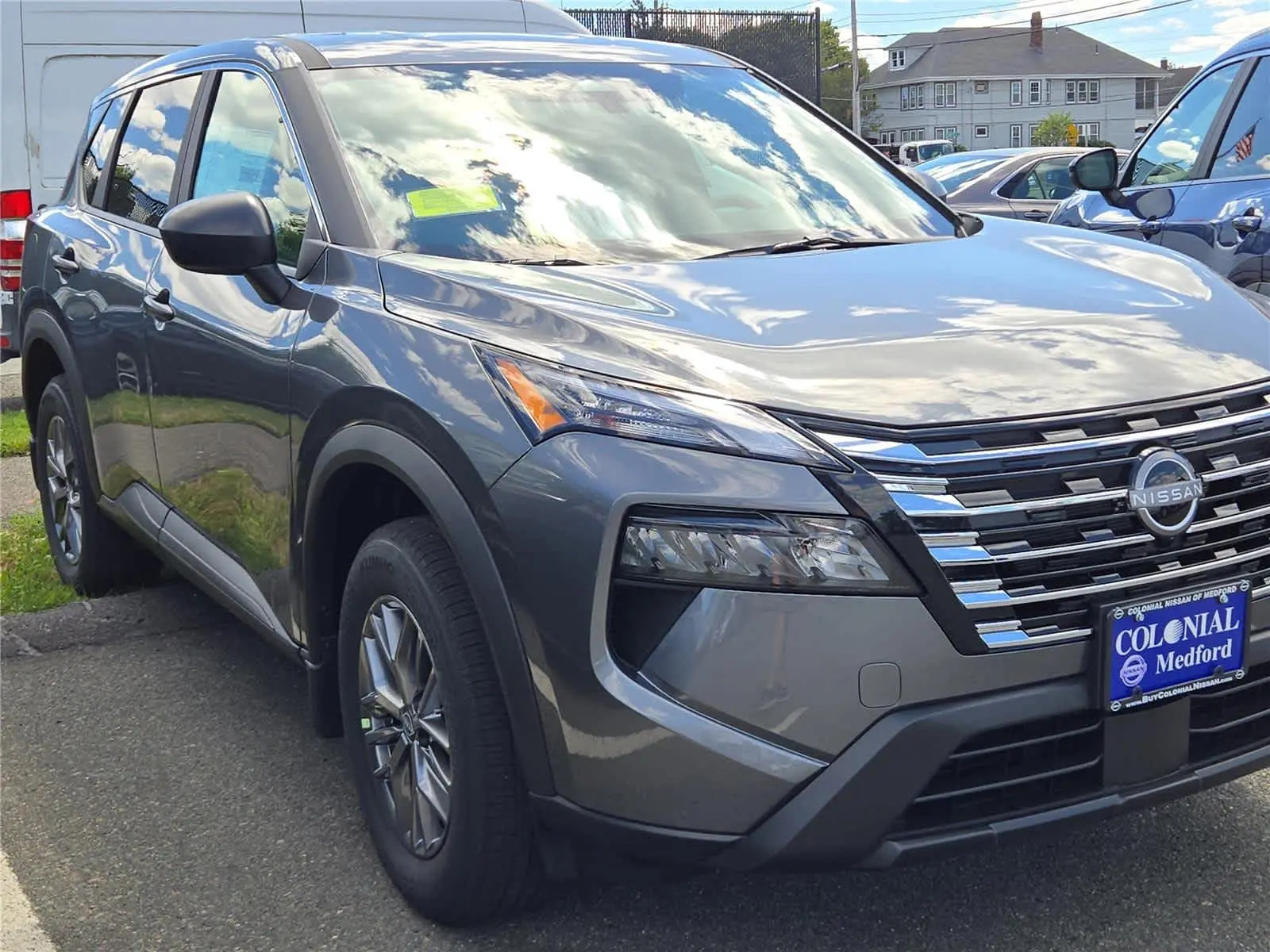 2026 Nissan Rogue S photo 3