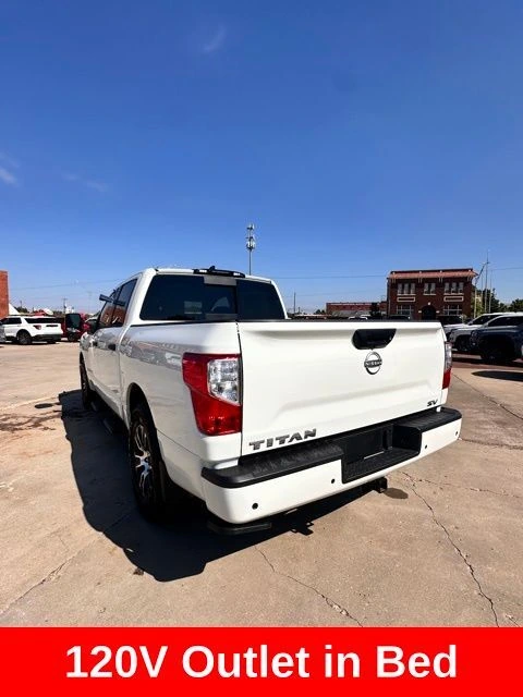 2024 Nissan Titan SV - Photo 12
