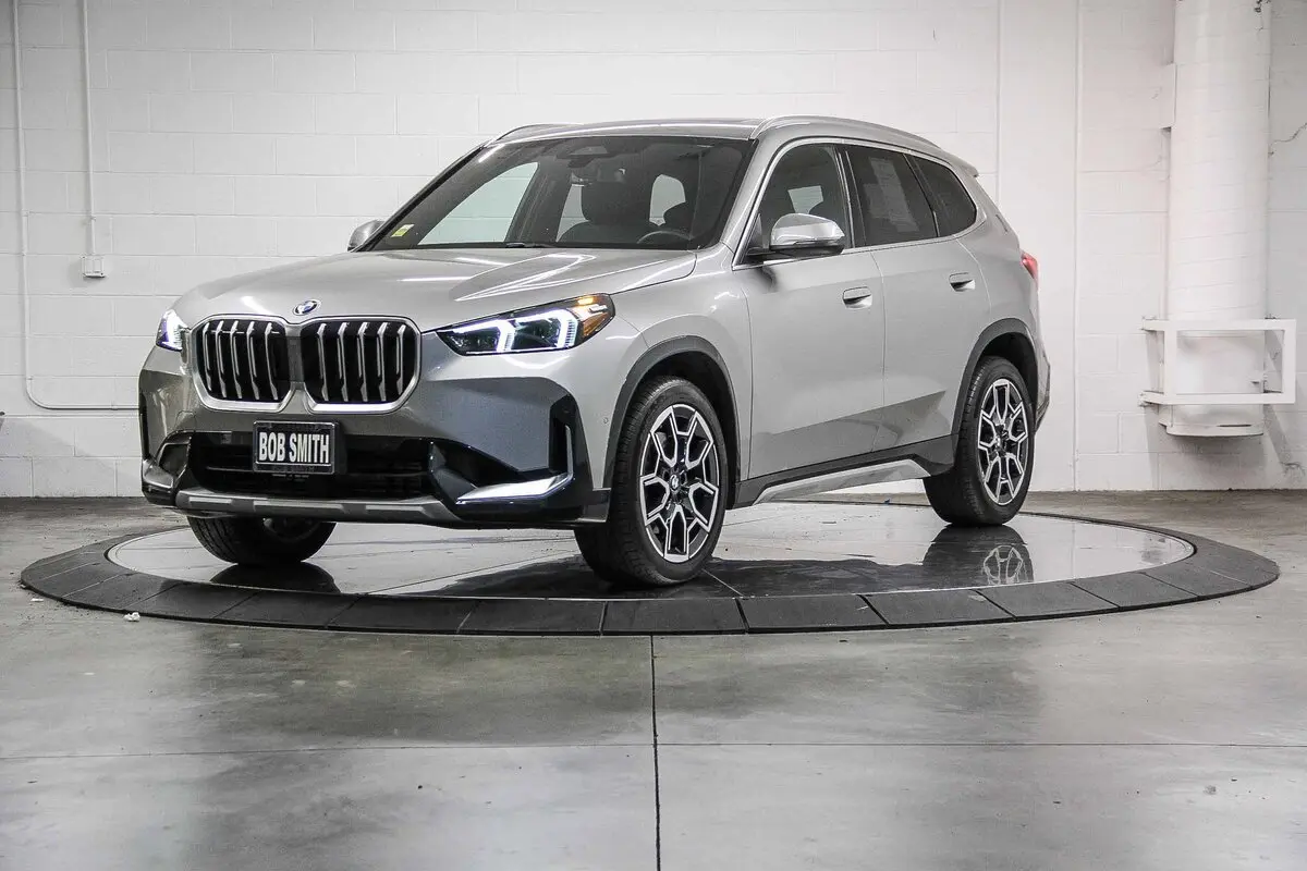 2025 Bmw X1 XDrive28i photo 3