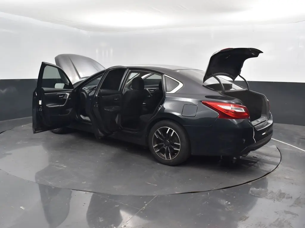 2016 Nissan Altima 2.5 S photo 46