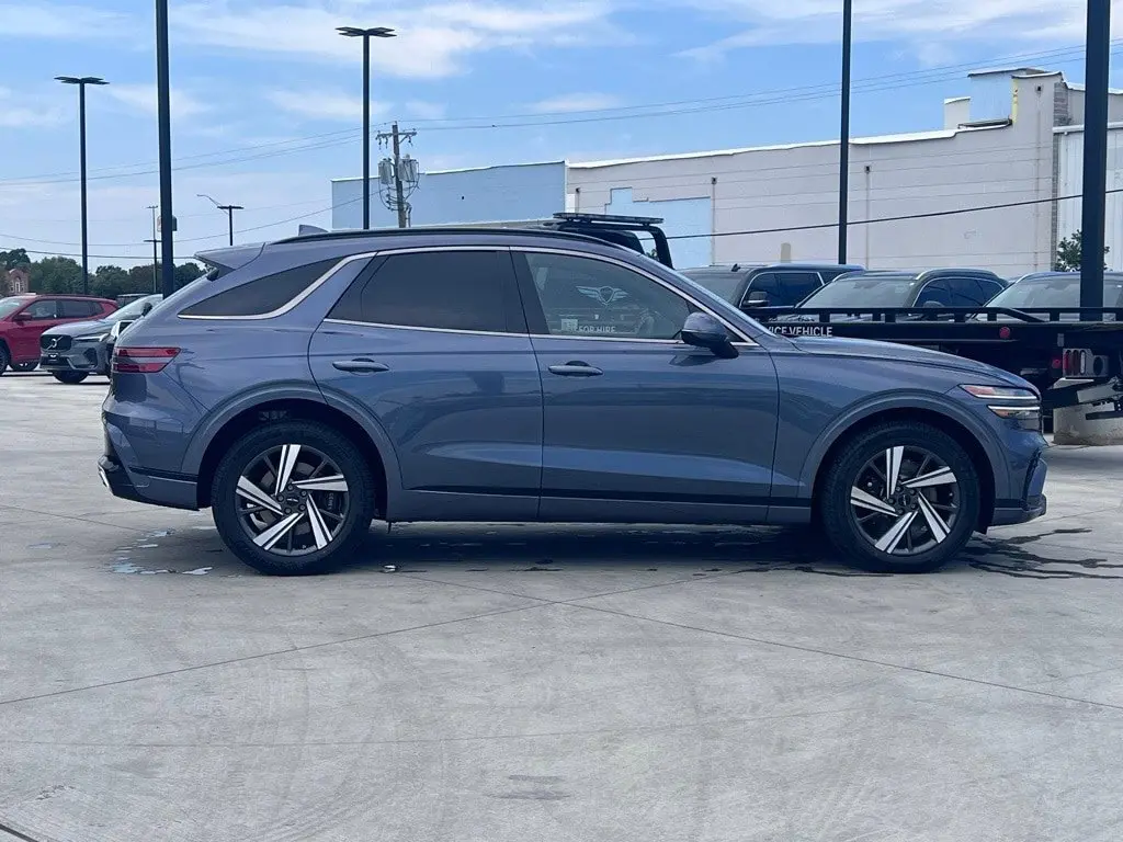 2026 Genesis GV70 3.5T Sport Advanced photo 3