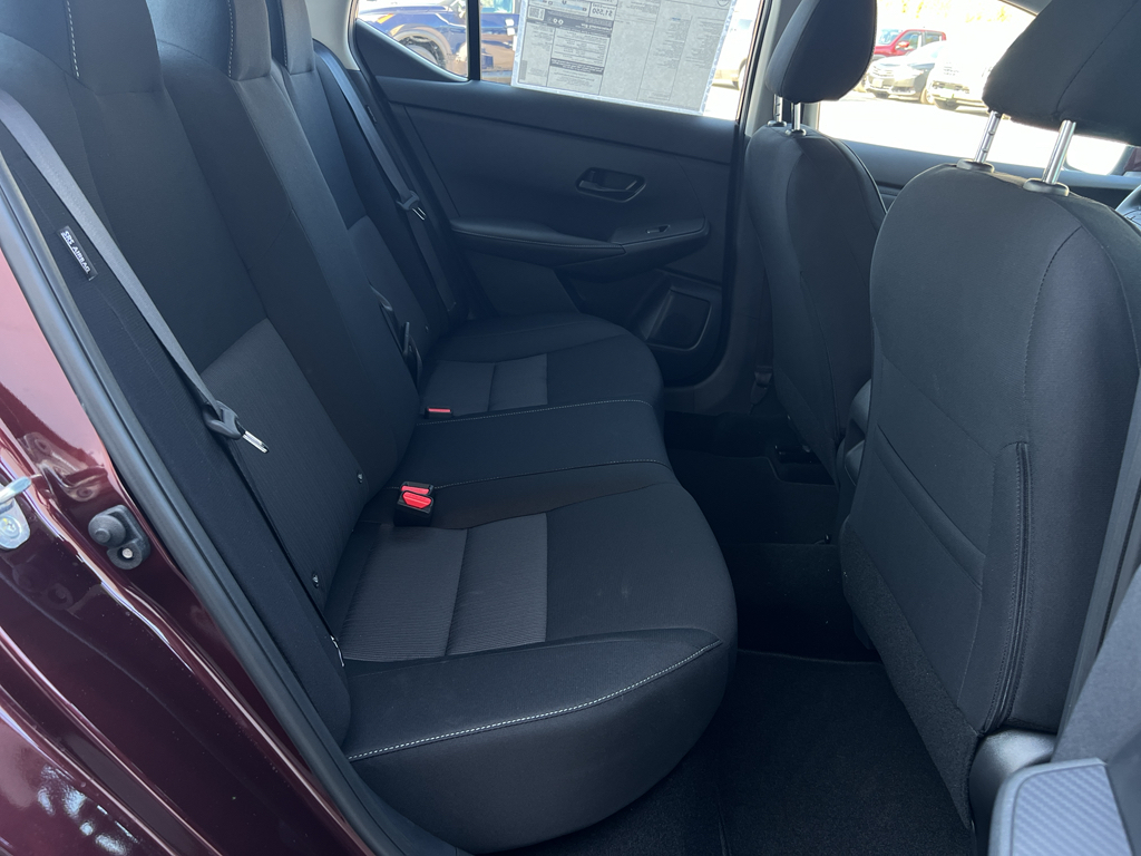 2025 Nissan Sentra SV photo 11