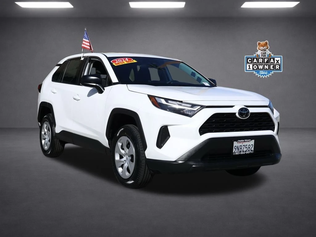 2024 Toyota RAV4 LE