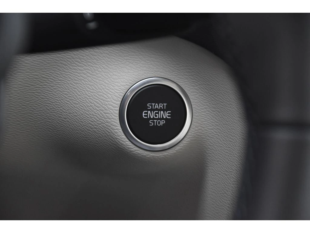 2026 Volvo - image 37