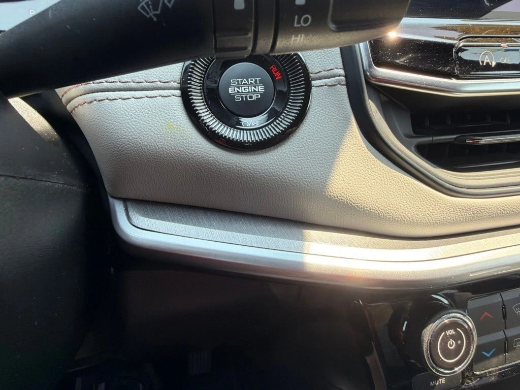 2025 Jeep Compass Limited - Photo 31
