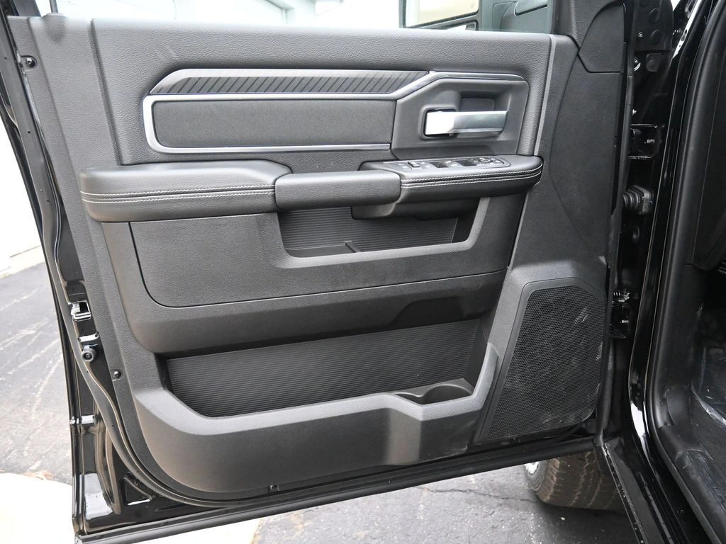 2026 RAM 2500 Big Horn - Photo 19
