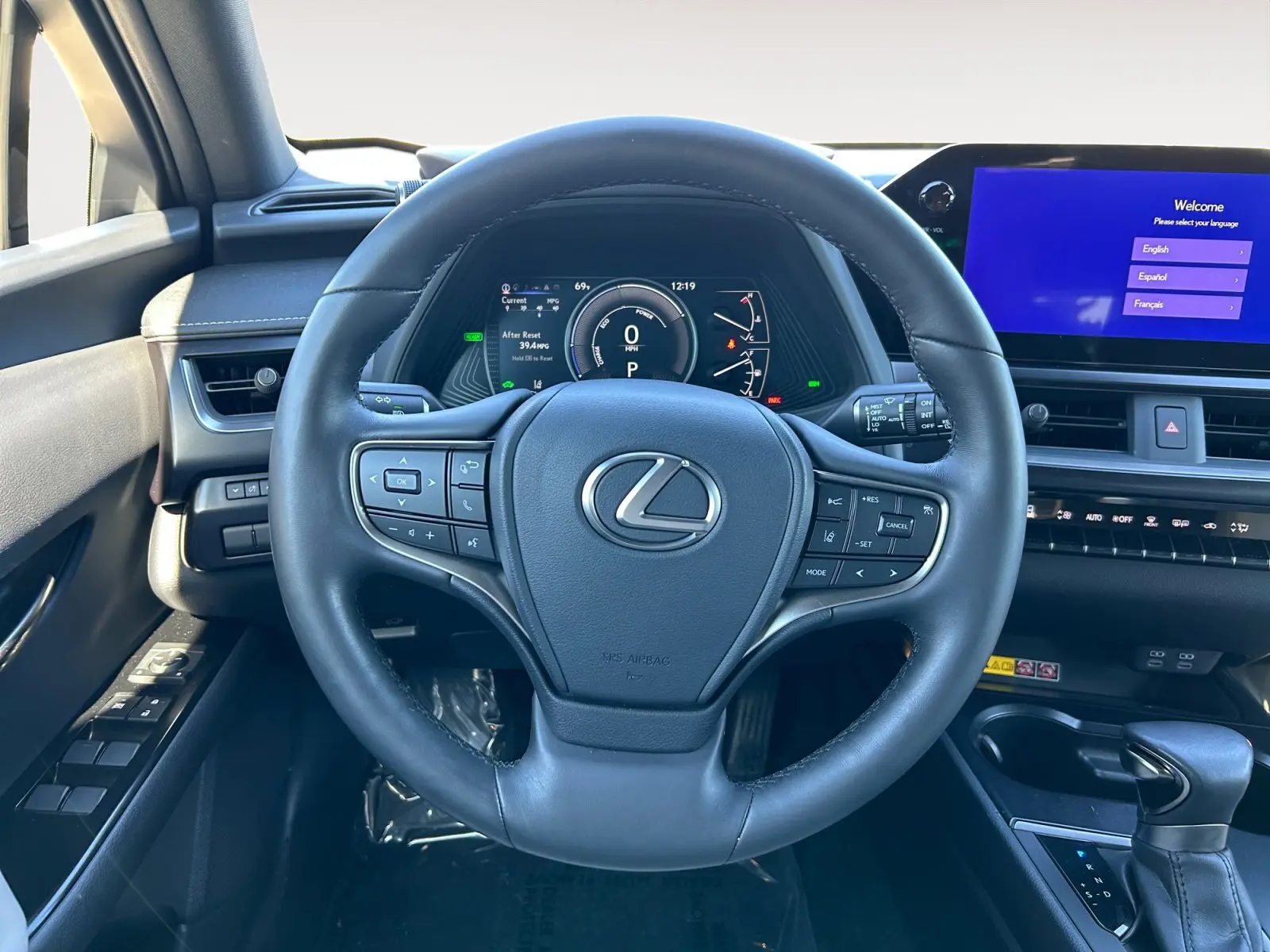 2023 Lexus UX 250h Premium photo 12