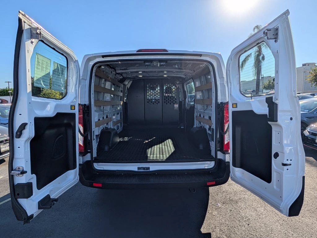 2025 Ford Transit Van Base - Photo 13