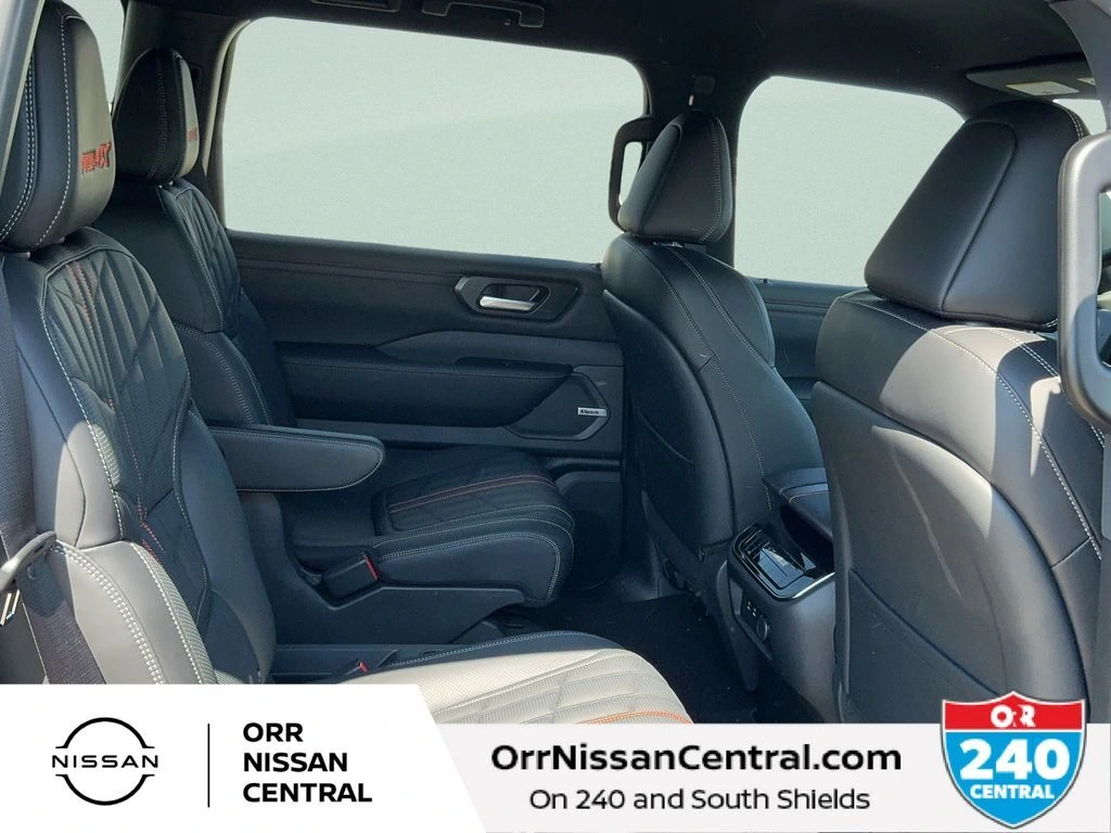 2026 Nissan Armada PRO-4X - Photo 12
