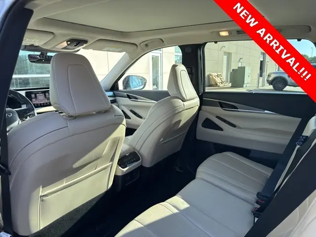 2024 Infiniti QX60 Luxe photo 7