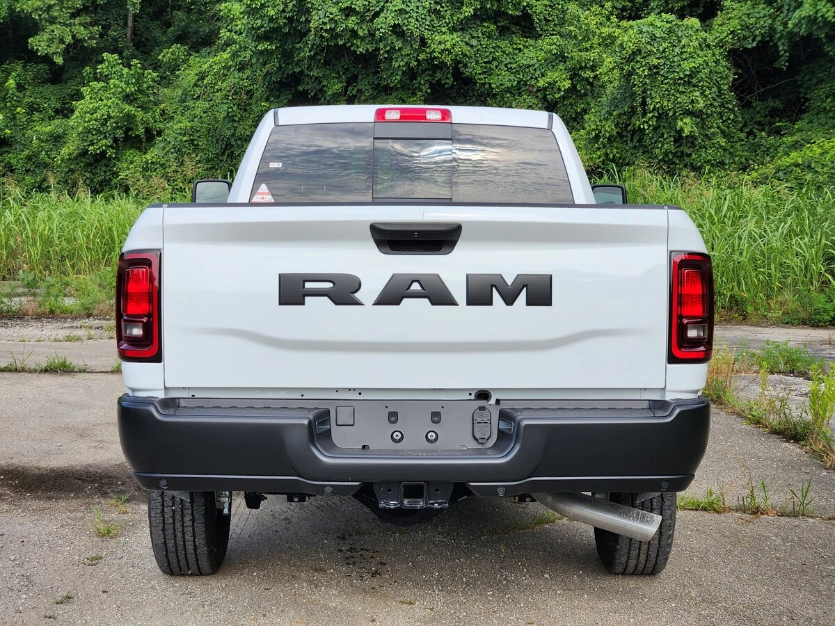 2025 RAM 2500 Tradesman - Photo 15