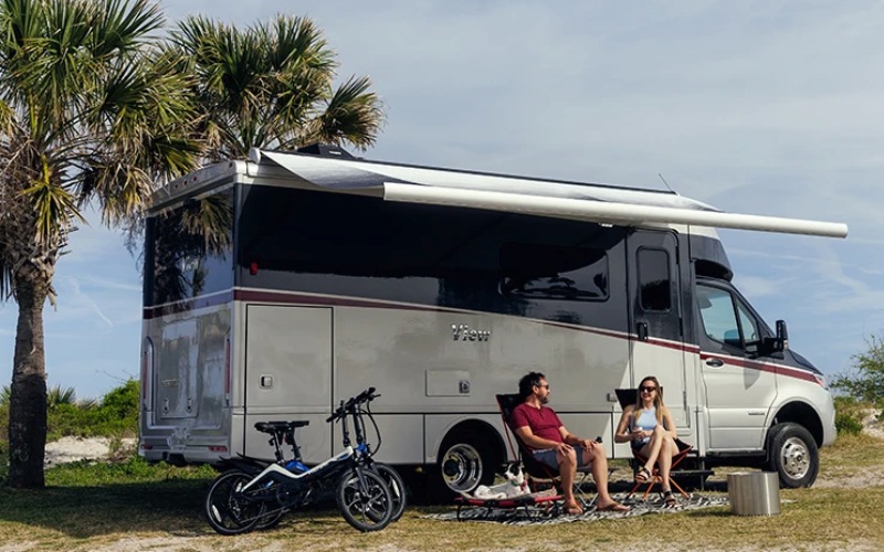 Comfort-First Motorhome Interiors for Weekend Getaways around Milwaukee, WI