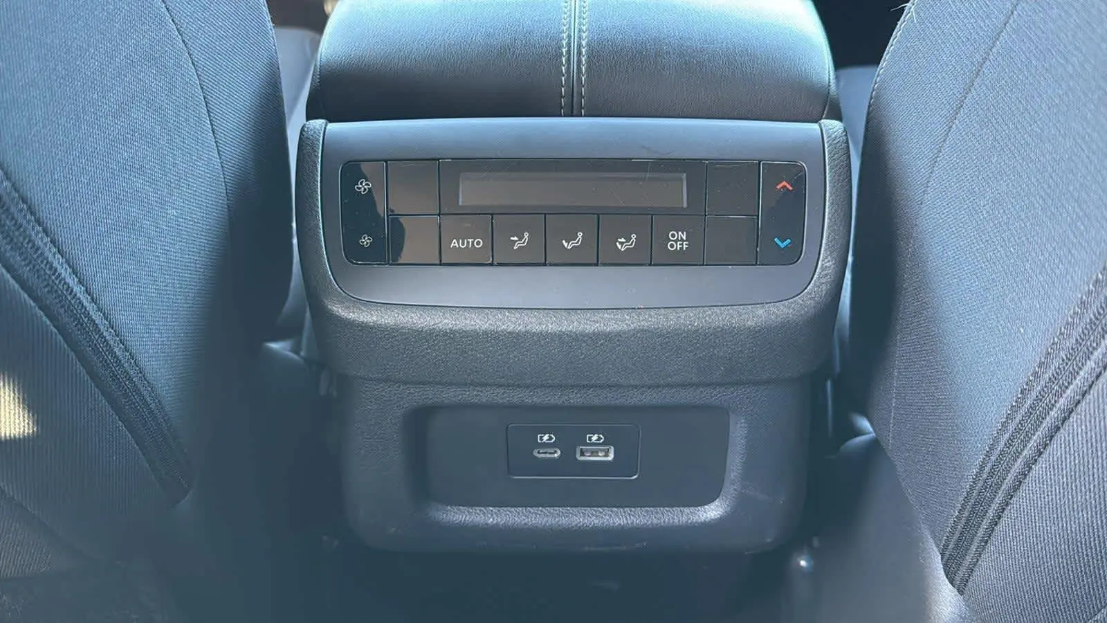 2024 Nissan Pathfinder SV photo 20
