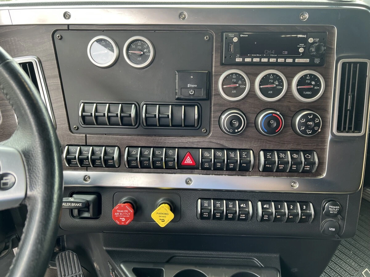 2024 Western Star 49X — photo 7