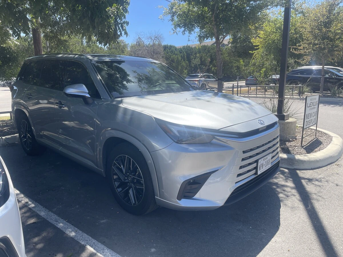 2025 Lexus TX