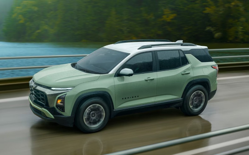 2026 Chevrolet Equinox Tech That Simplifies Errands around Taylor, MI