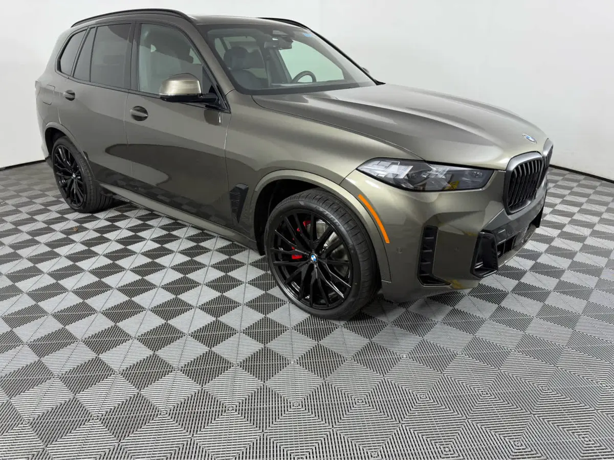 2026 BMW X5 40i's photo