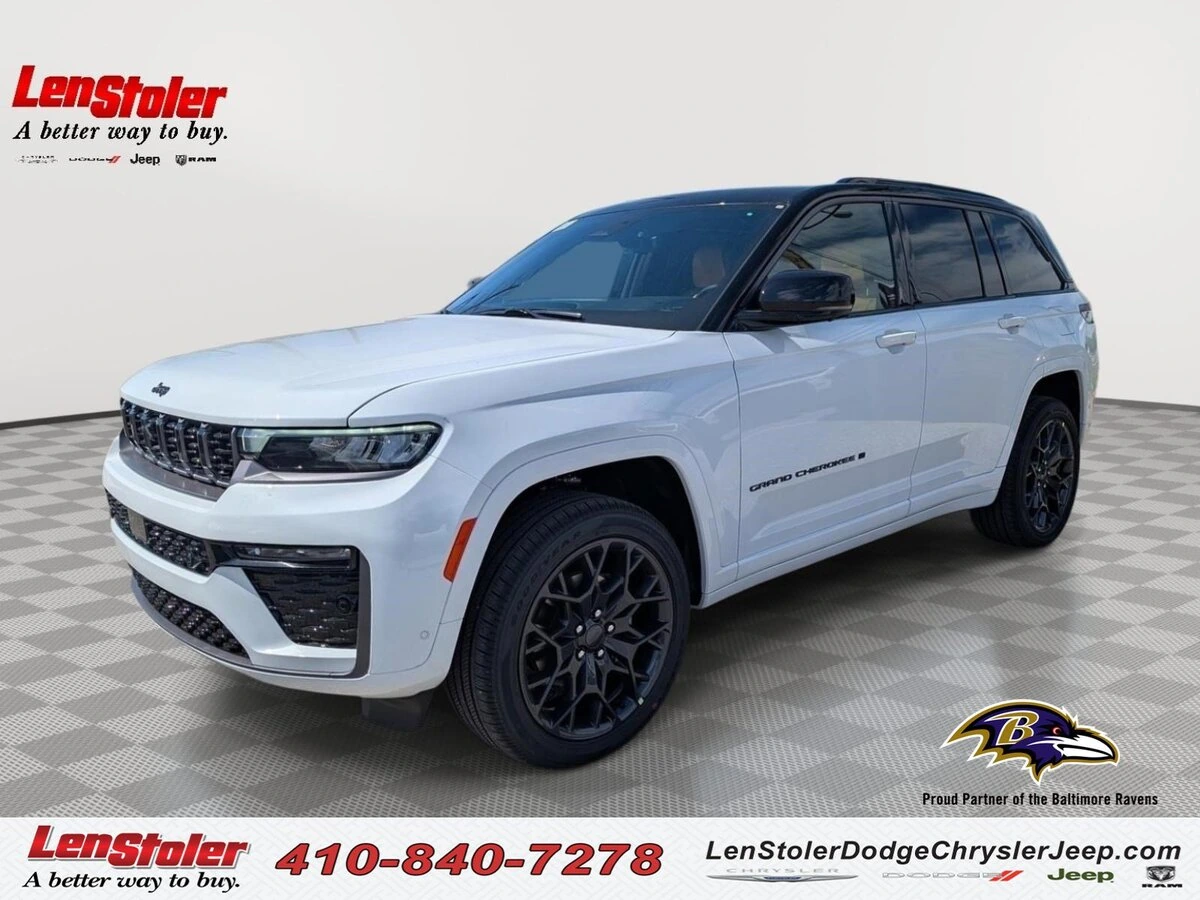 2026 Jeep Grand Cherokee Summit 4x4's photo
