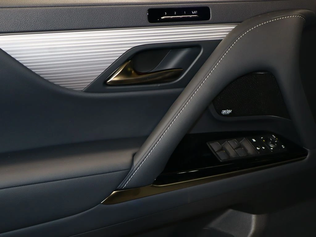 2026 Lexus LX 600 F-Sport - Photo 31