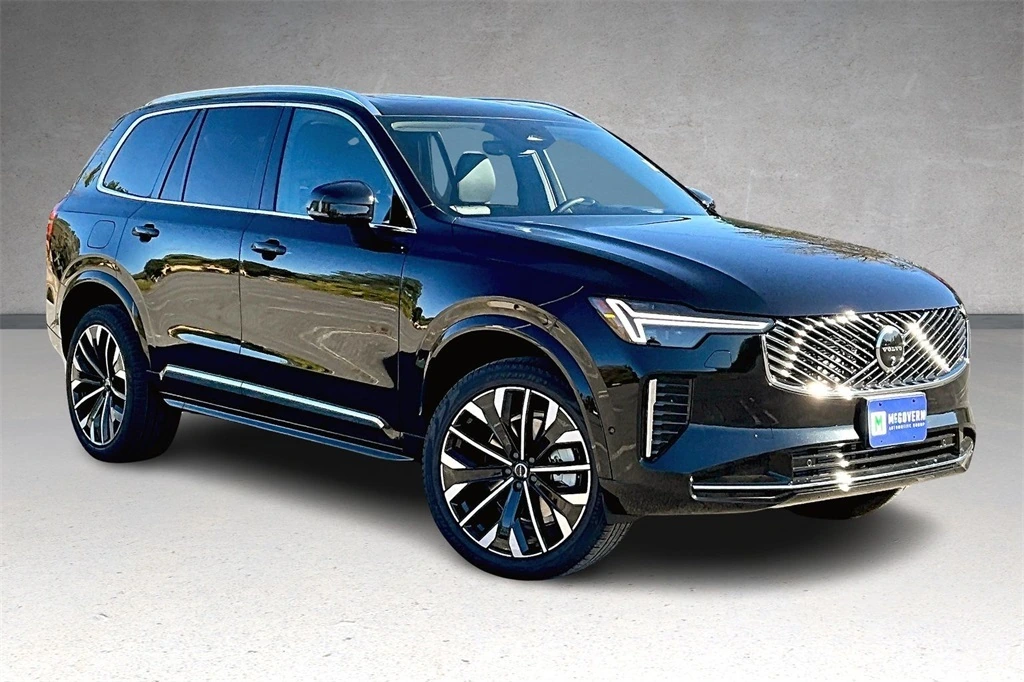 2026 Volvo - image 2