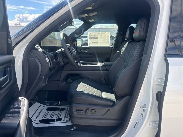 2026 Nissan Armada PRO-4X - Photo 14