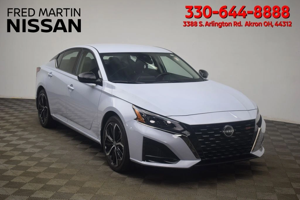 2024 Nissan Altima 2.5 SR's photo