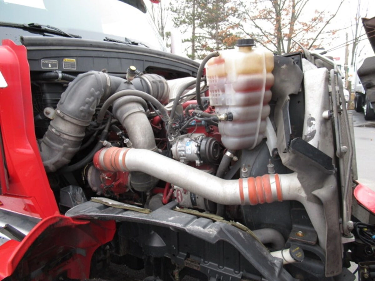 2021 International LoneStar - image 21