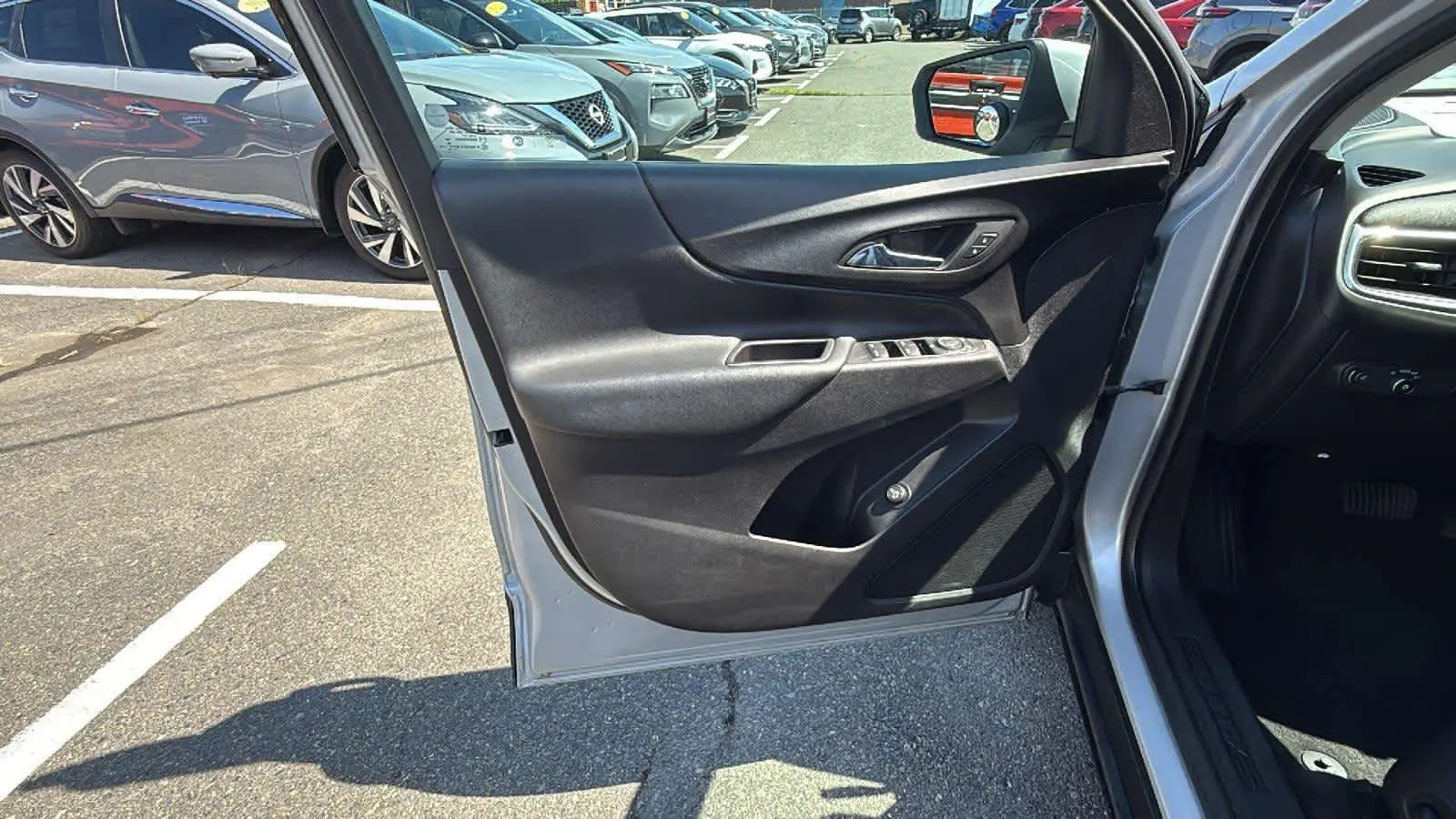 2019 Chevrolet Equinox LT photo 8