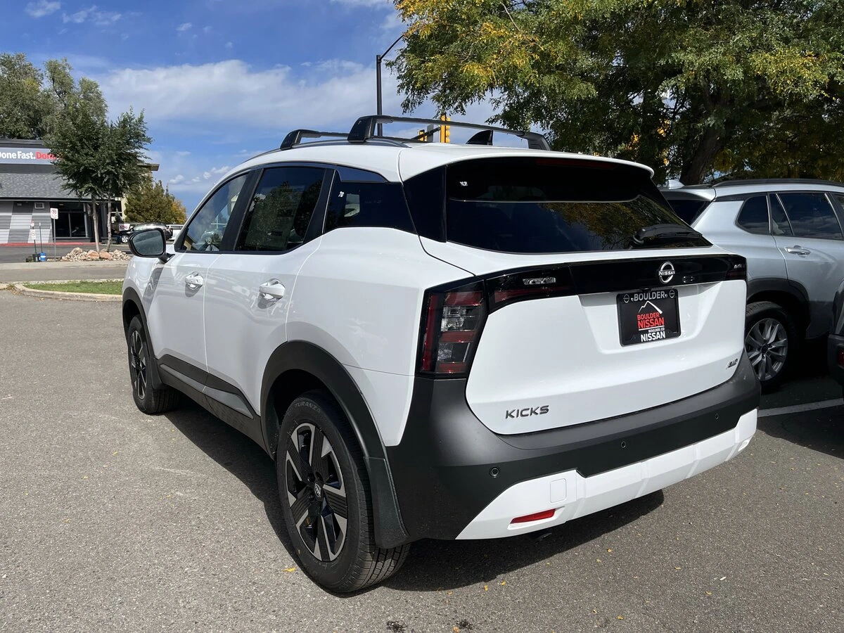 2026 Nissan KICKS SV AWD - Photo 6