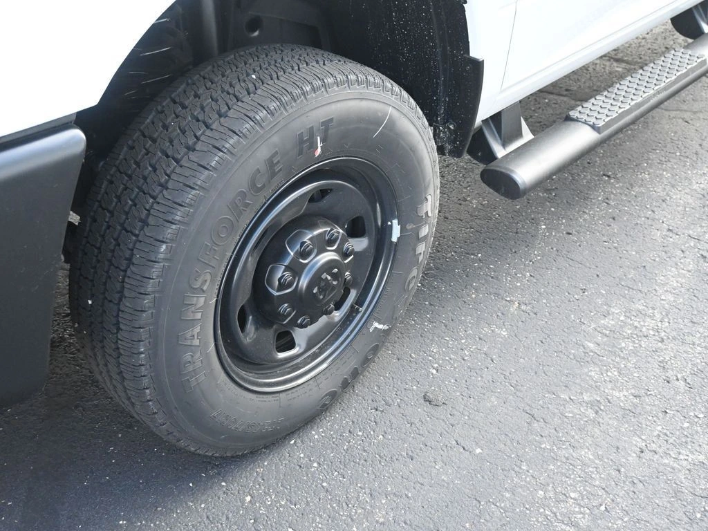 2025 RAM 2500 Tradesman - Photo 13