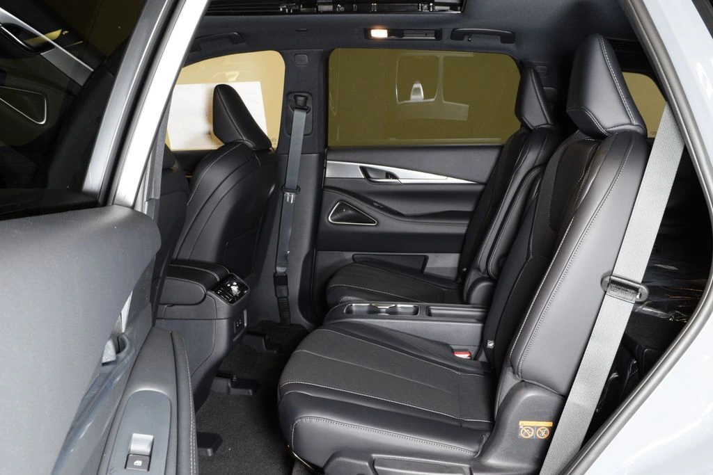 2027 INFINITI QX60 Sport - Photo 30