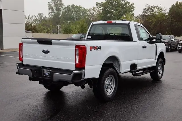 2026 Ford F-350 photo 3