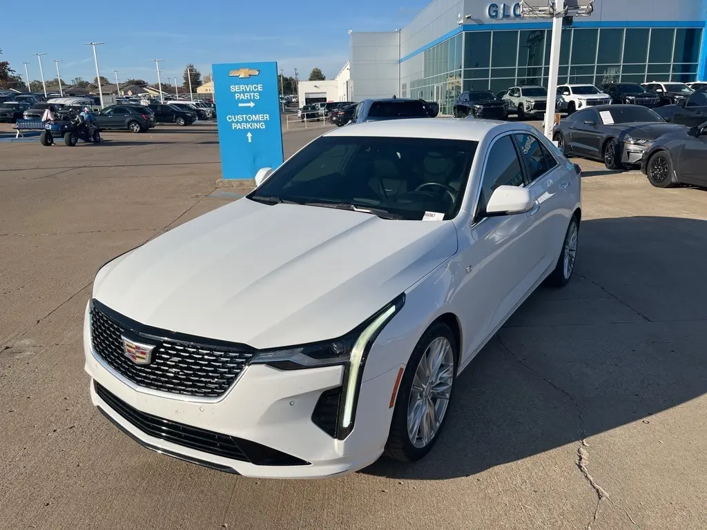 2023 Cadillac CT4 Premium Luxury