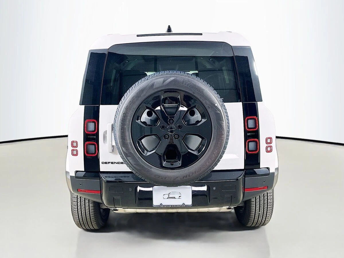 2026 Land Rover Defender S - Photo 6