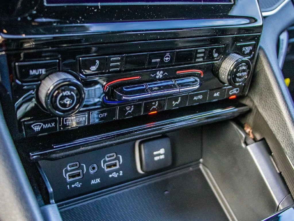 2025 Jeep Grand Cherokee Altitude - Photo 30