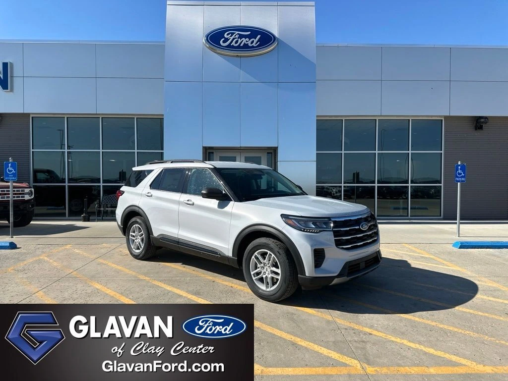 2026 Ford Explorer Active 4WD's photo