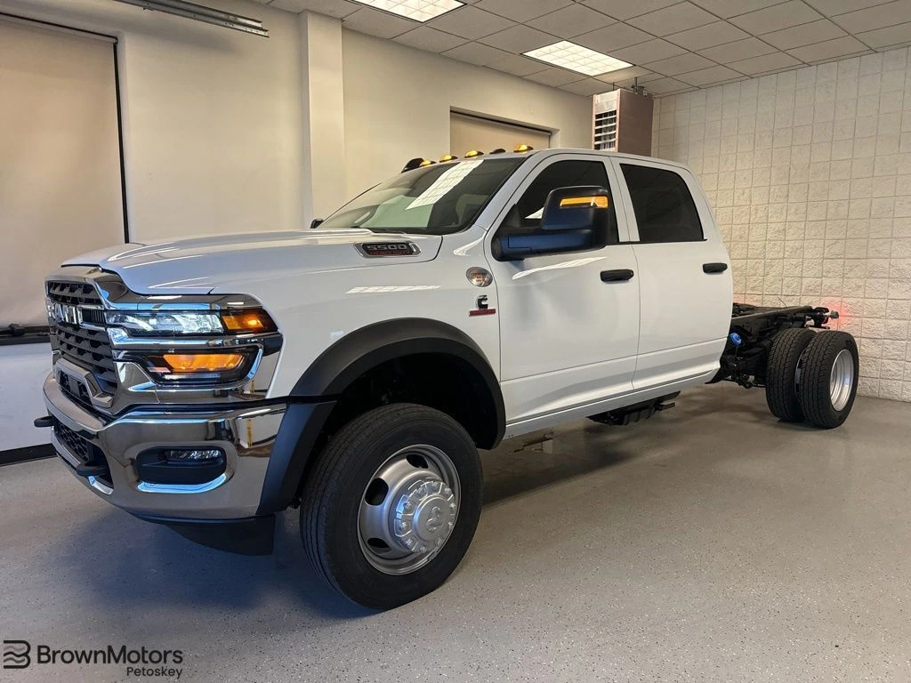 2026 RAM 5500 Tradesman 4X4 Crew Cab DRW 197" WB's photo