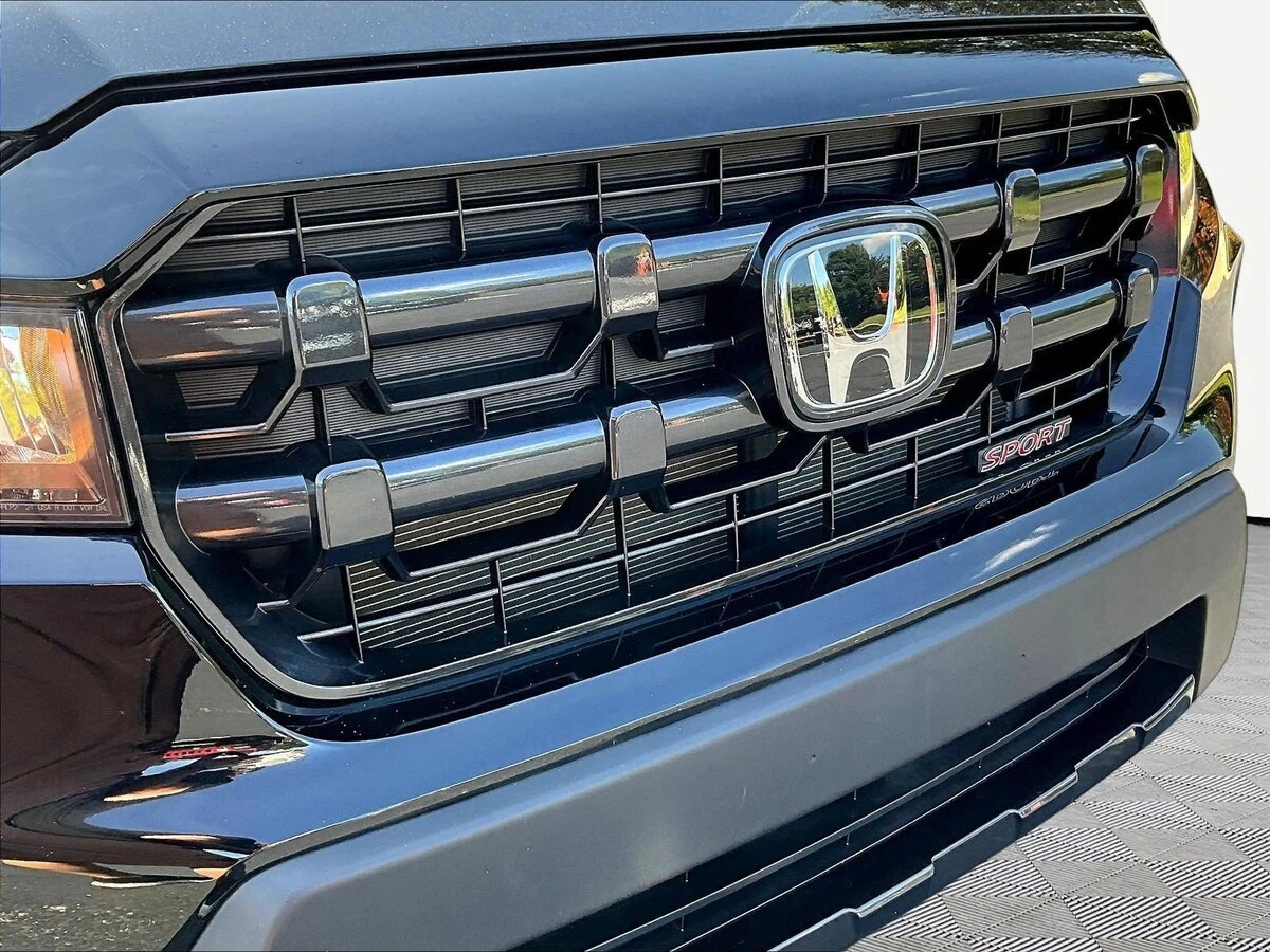 2025 Honda Ridgeline Sport - Photo 34