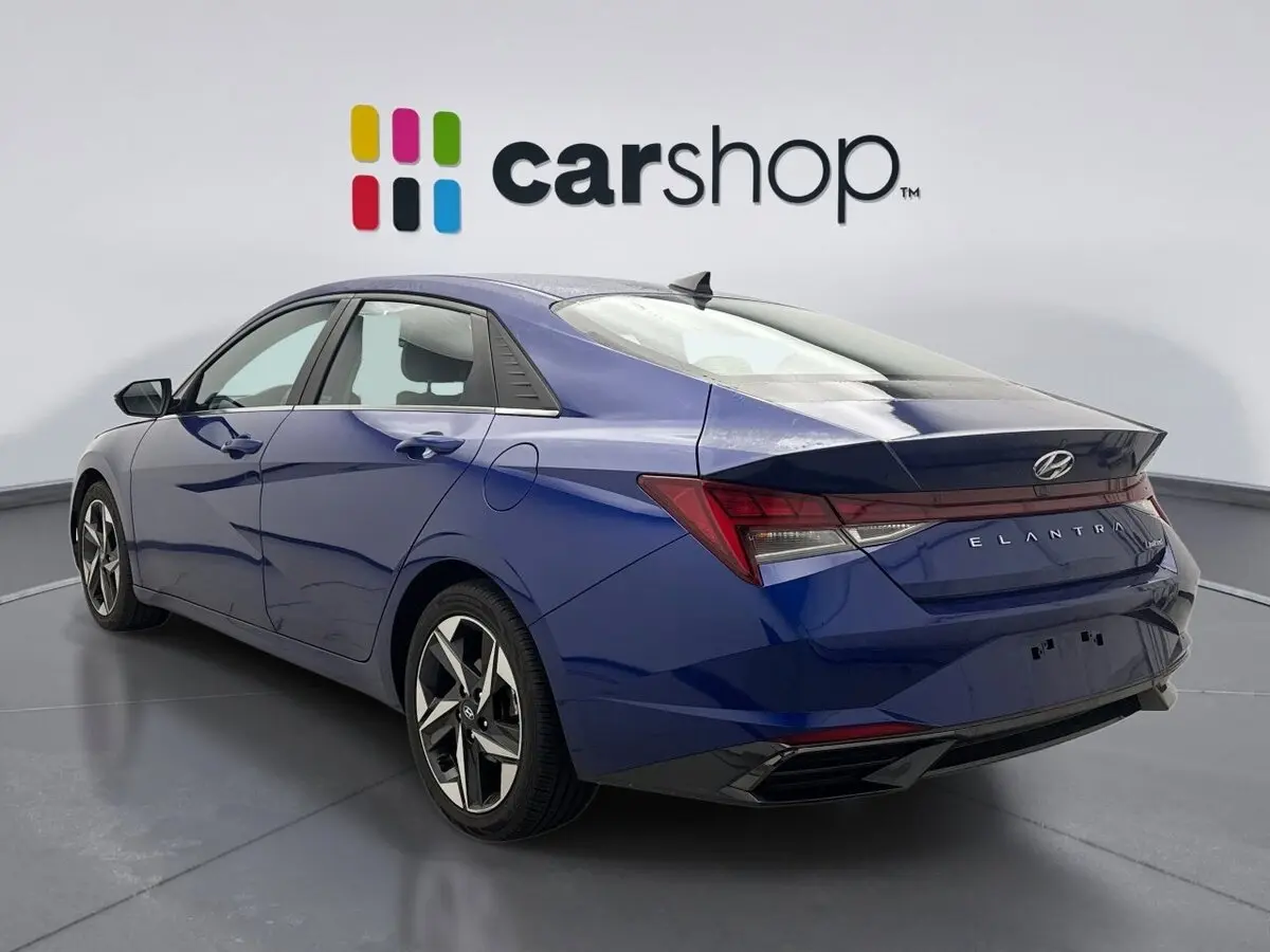 2021 Hyundai Elantra Limited photo 3