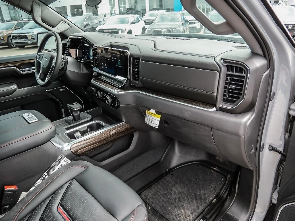 2025 Chevrolet Silverado 1500 RST - Photo 24