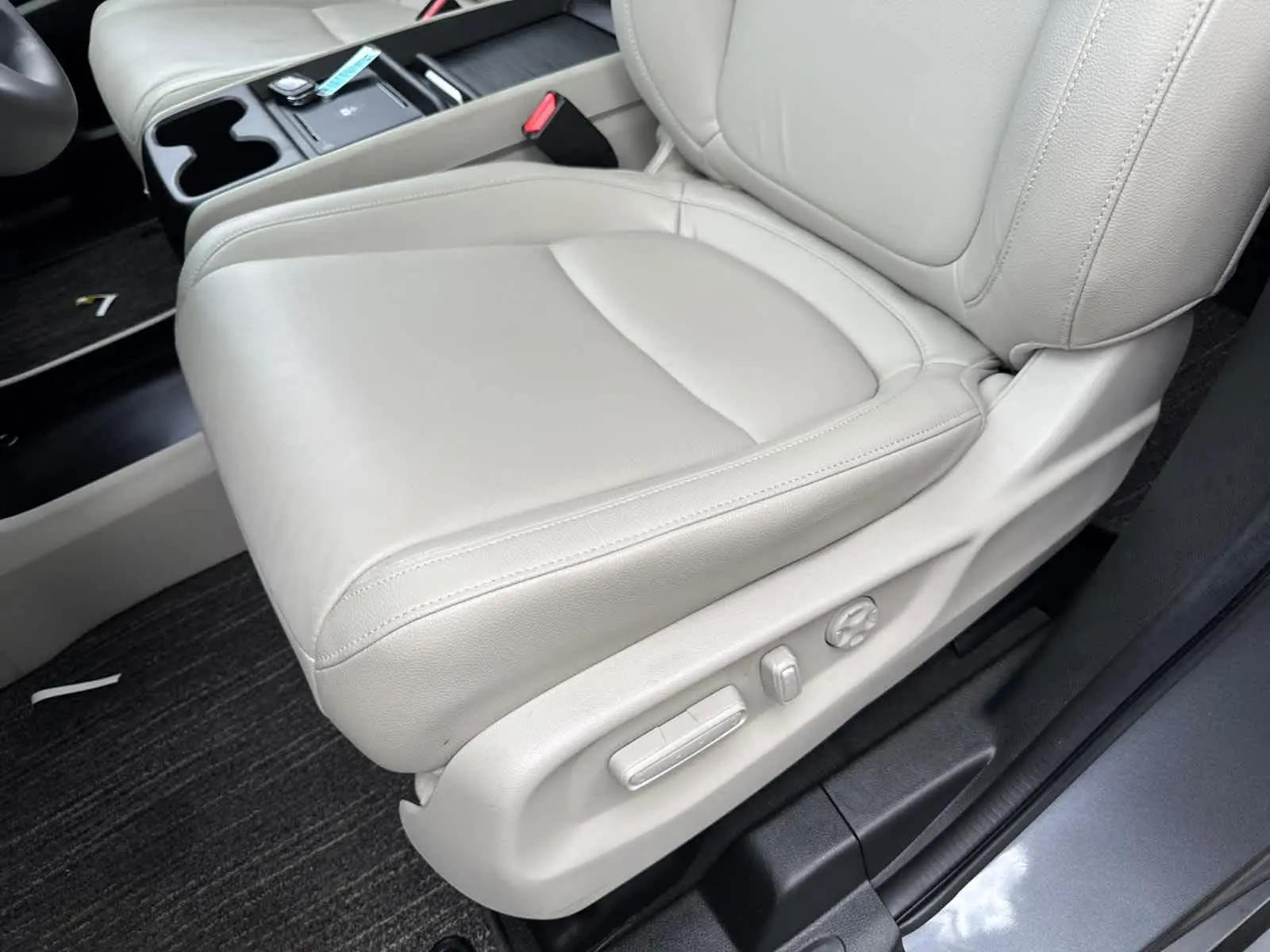 2025 Honda Odyssey EX-L photo 11