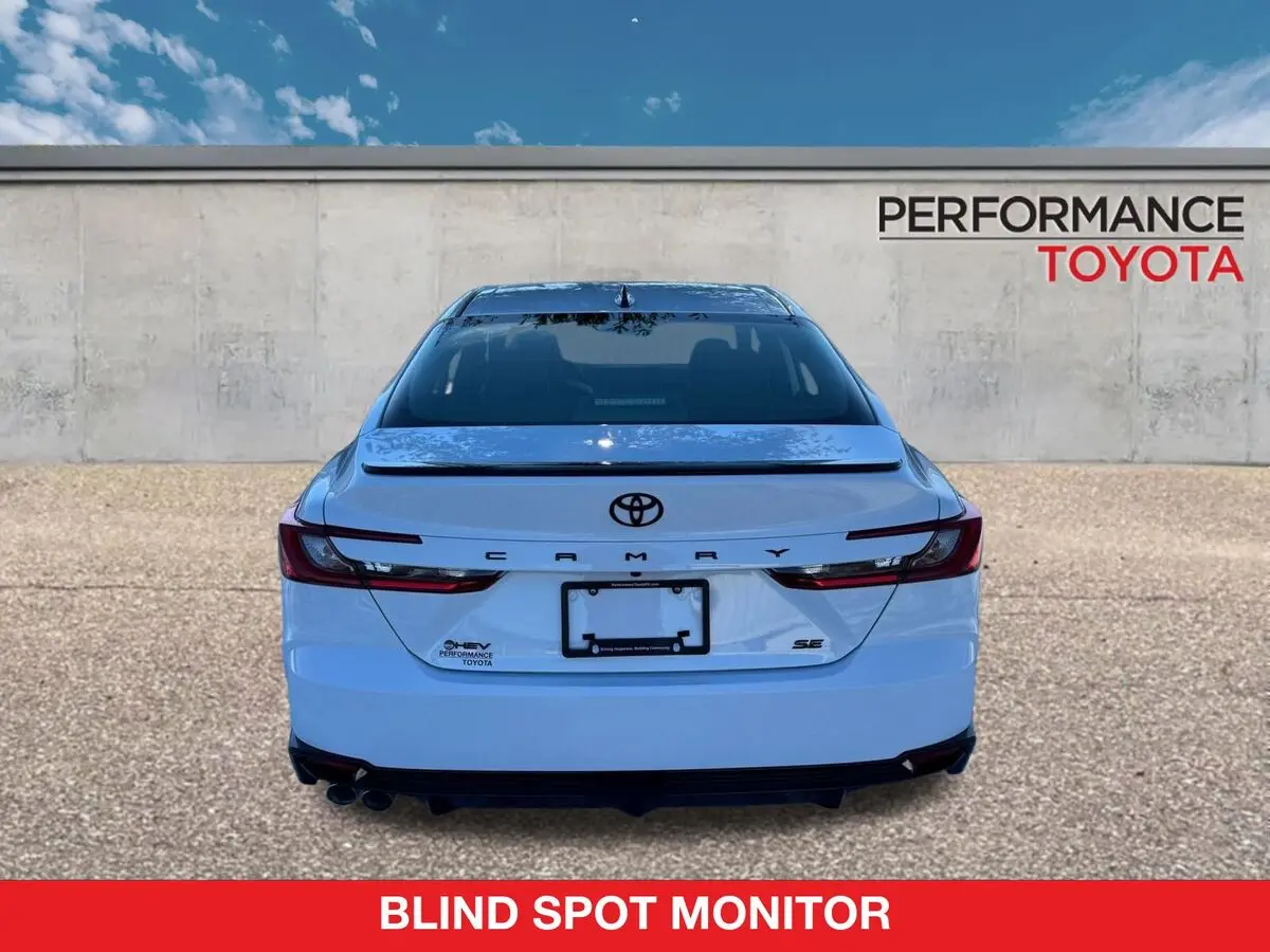 2026 Toyota Camry SE photo 4