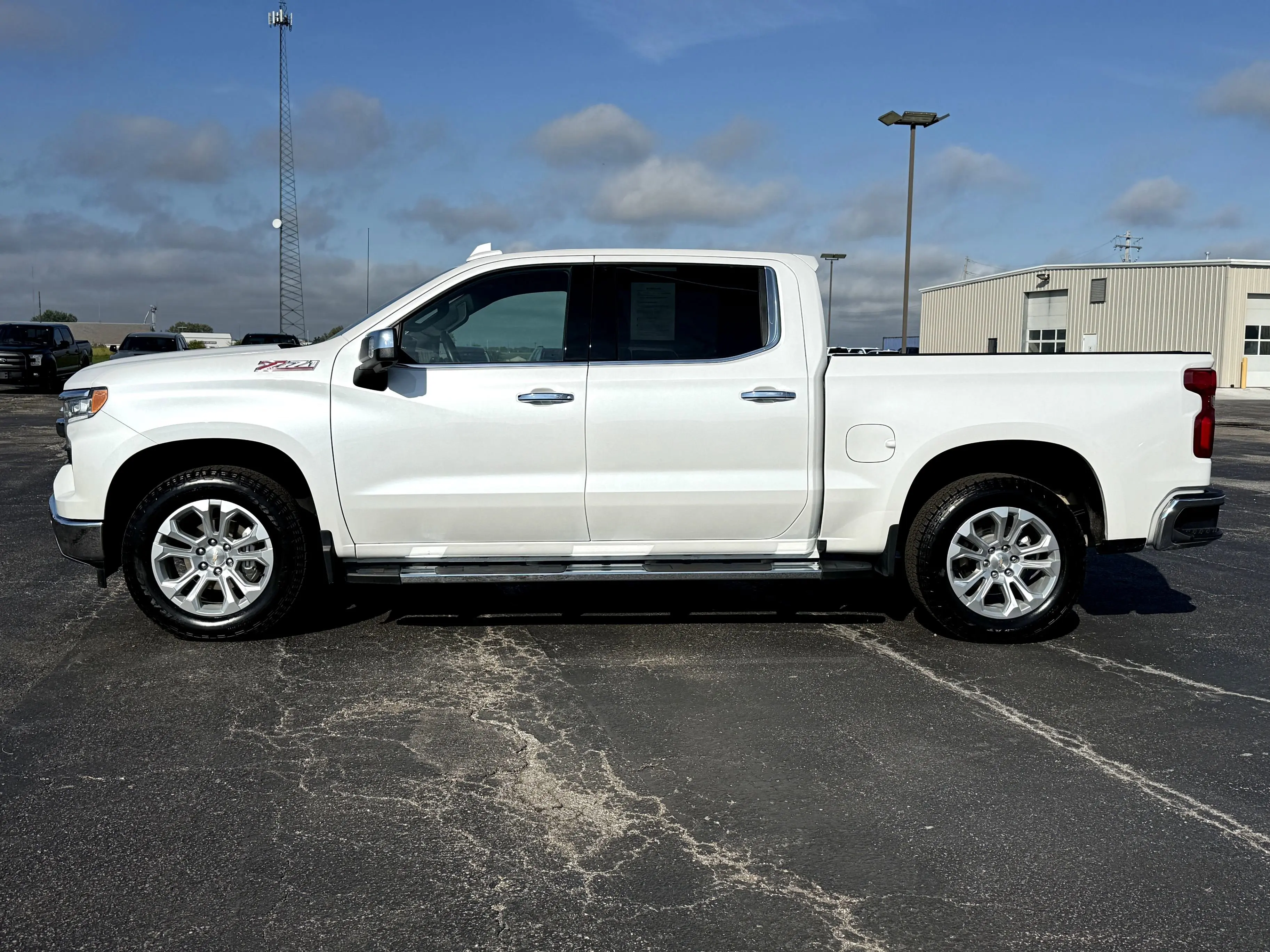 2024 Chevrolet Silverado 1500 LTZ photo 6