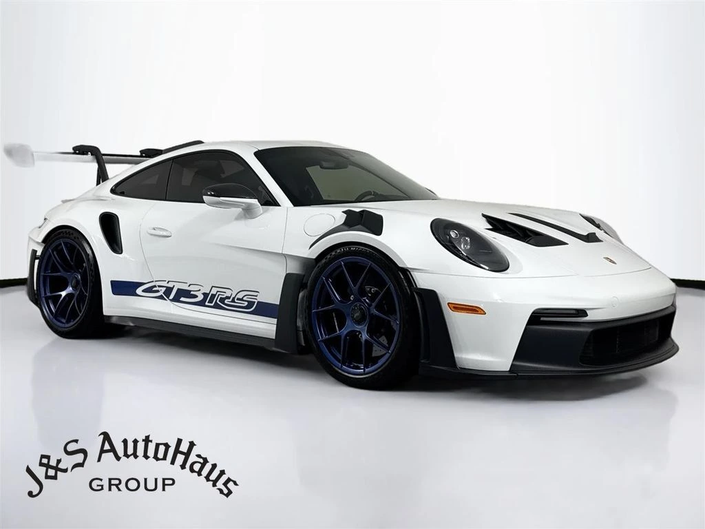 2024 Porsche 911 GT3 RS's photo