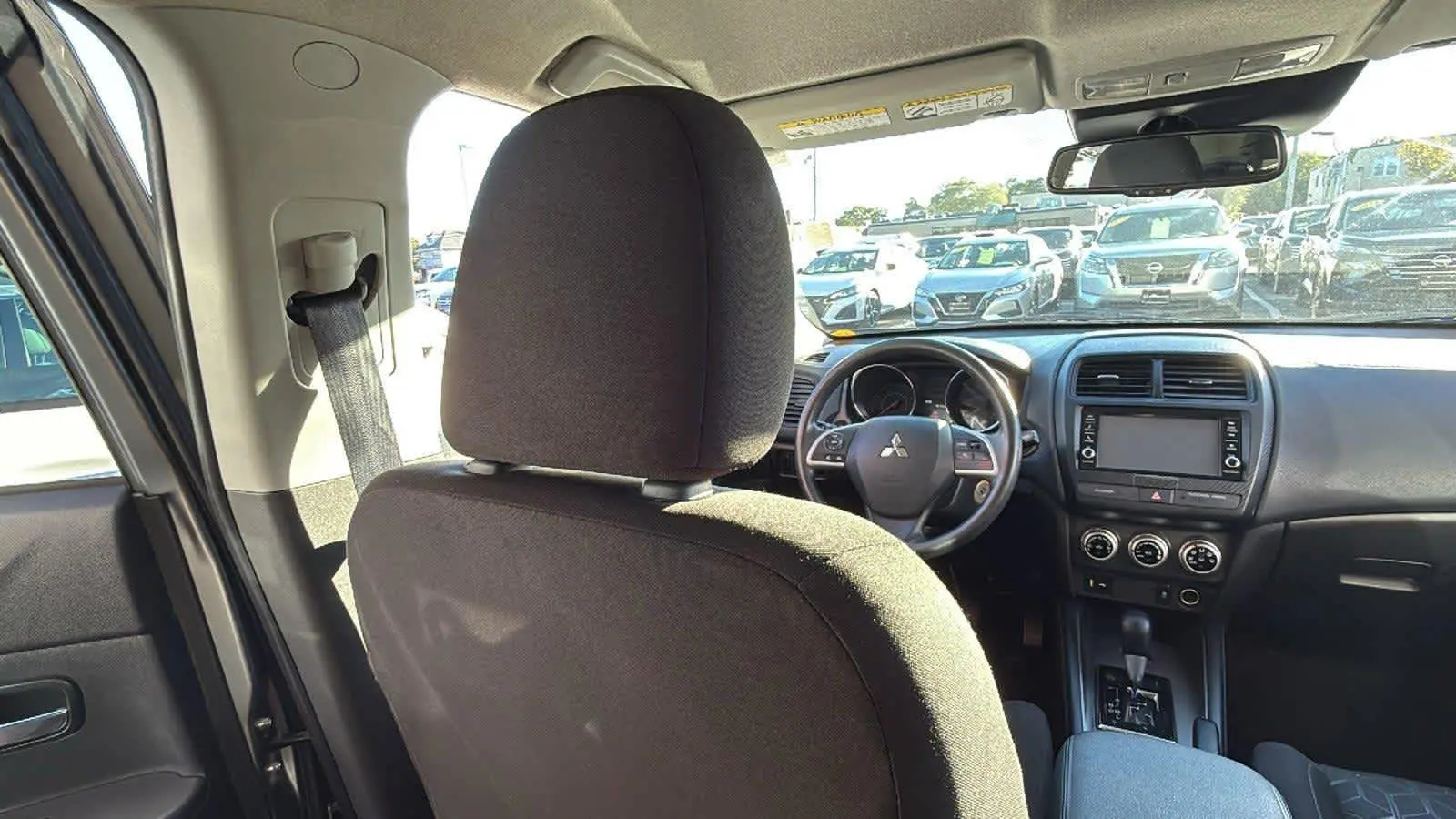 2023 Mitsubishi Outlander Sport ES photo 19