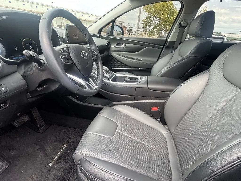 2023 Hyundai Santa Fe SEL Premium photo 2